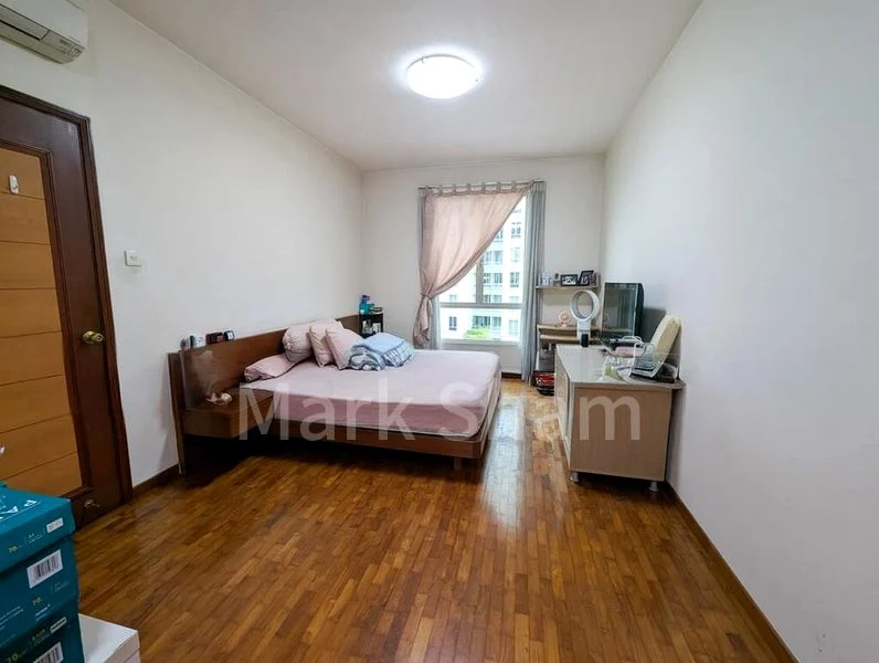 4 Bed Condo for Rent in Yishun Sapphire - Image 5