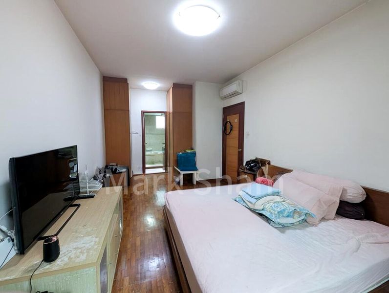 4 Bed Condo for Rent in Yishun Sapphire - Image 4