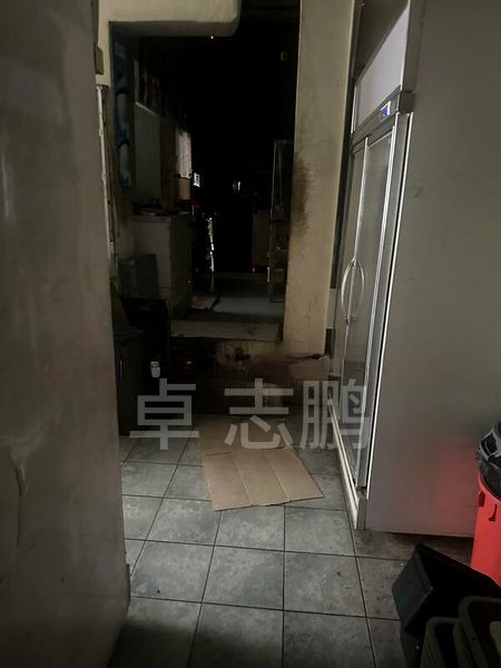 Food & Beverage for Sale: 3-Story Shophouses - Image 8