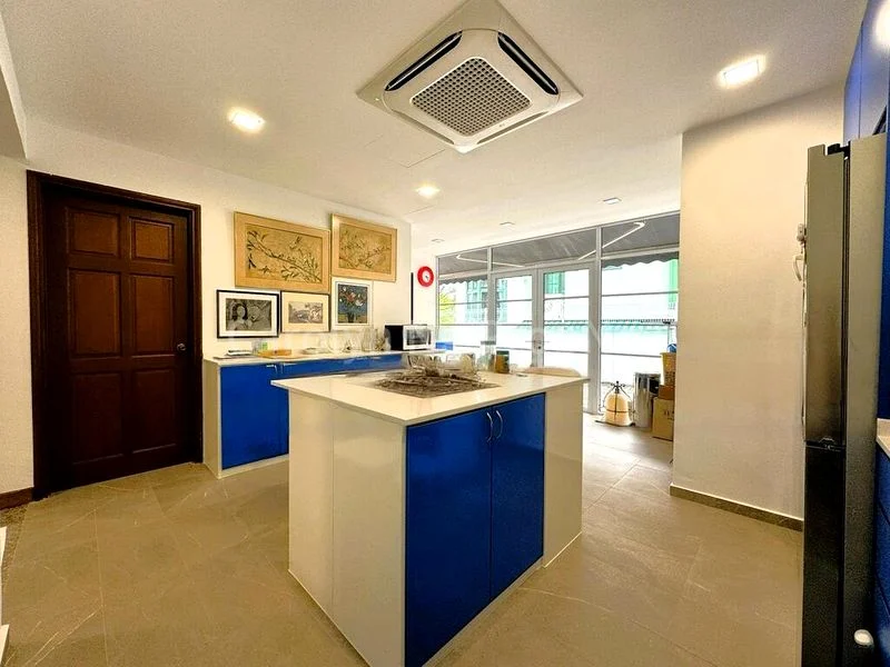 5 Bed Semi-Detached House (Landed) for Sale in  St Nicholas View - Image 1