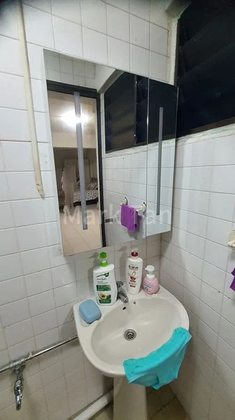 Common Room (HDB) for Rent in 309 Shunfu Road - Image 3