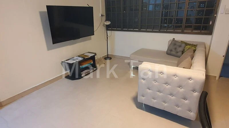 Common Room (HDB) for Rent in 309 Shunfu Road - Image 1