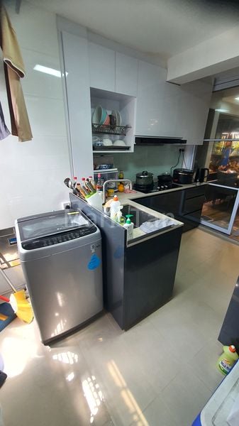 Common Room (HDB) for Rent in 309 Shunfu Road - Image 7