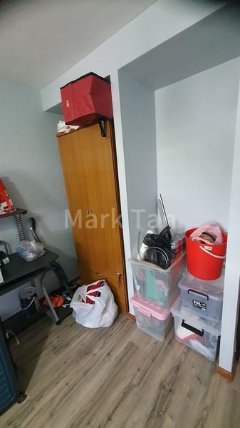 Common Room (HDB) for Rent in 309 Shunfu Road - Image 6