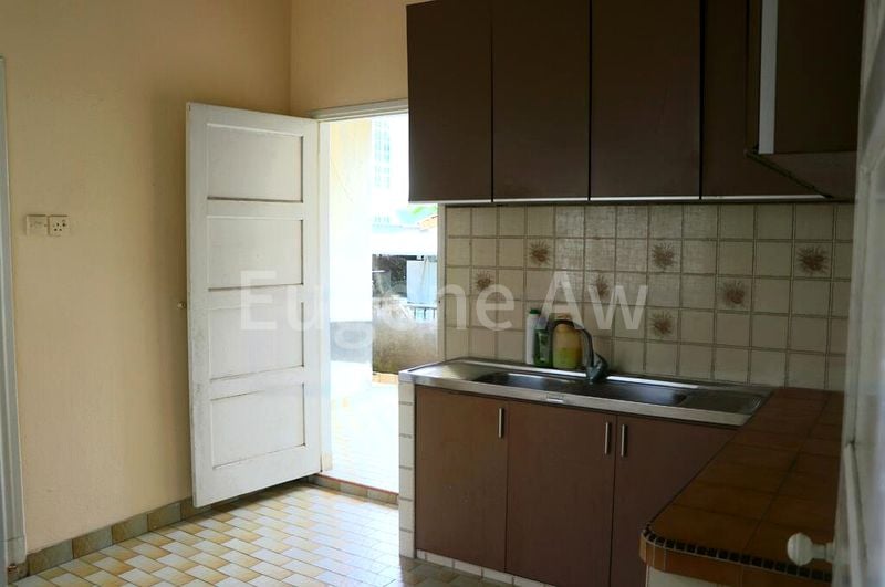 6 Bed Semi-Detached House (Landed) for Sale in  Changi Heights - Image 6