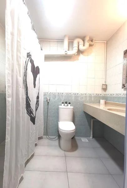 Executive HDB for Sale in  183 Edgefield Plains - Image 8