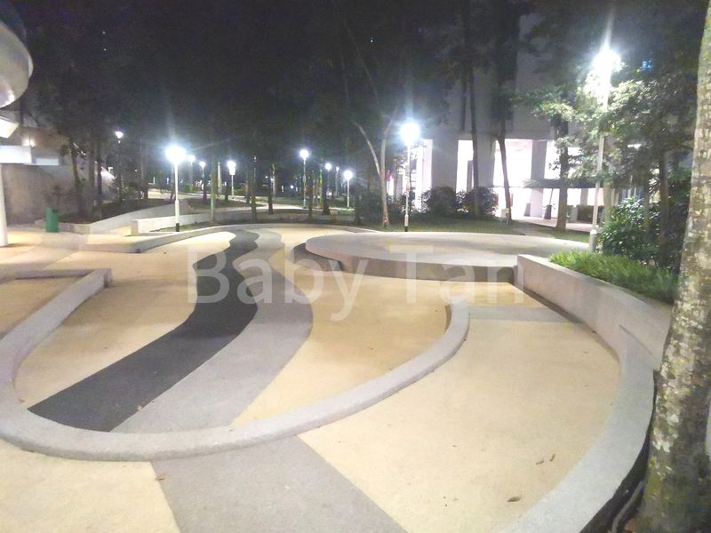 Executive HDB for Sale in  183 Edgefield Plains - Image 15