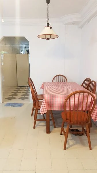 4 Room (4NG) HDB for Rent in  361 Bukit Batok Street 31 - Image 1