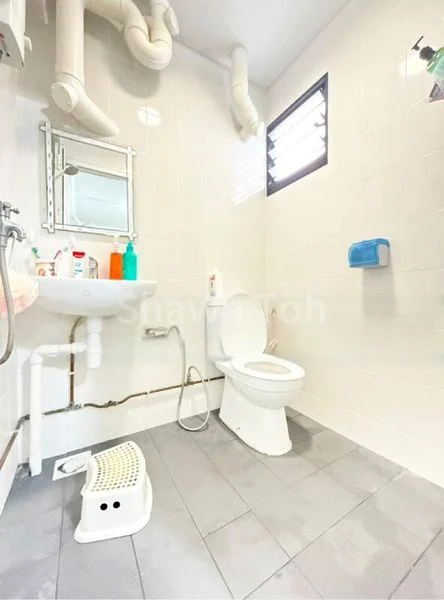 3 Room (3A) HDB for Rent in  468 Ang Mo Kio Avenue 10 - Image 4