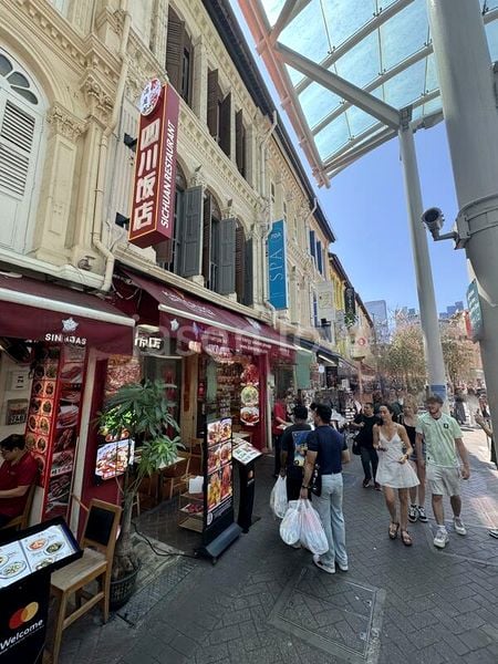 Office for Sale: Pagoda Street Office, Upper Level for Immediate Move-In - Image 1