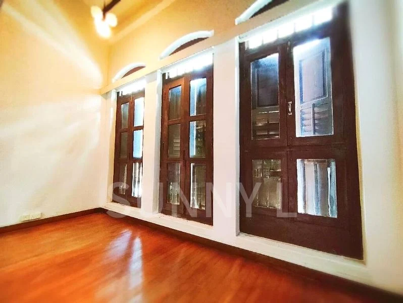 Shop / Shophouse for Rent: Prime Retail Heritage Shophouse near OUTRAM PARK MRT - Image 6
