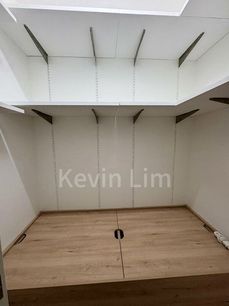 3 Bed Condo for Rent in  The Grange - Image 7