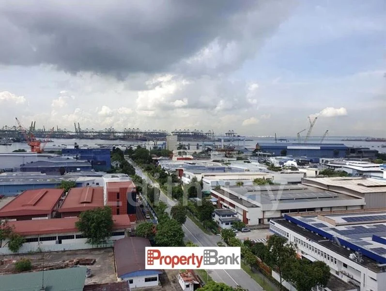 Rare Waterfront Facility for Heavy Engineering & Marine - Image 4