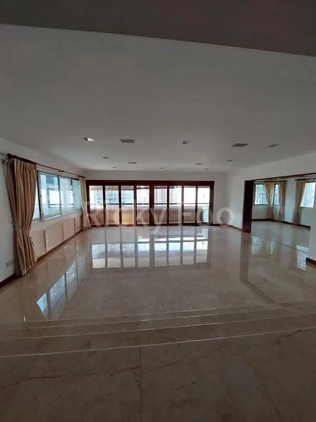 4 Bed Condo for Sale in  Leonie Towers - Image 1