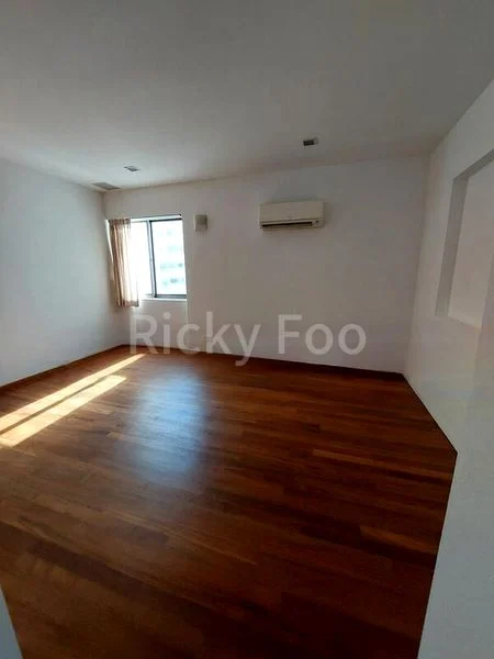 4 Bed Condo for Sale in  Leonie Towers - Image 10