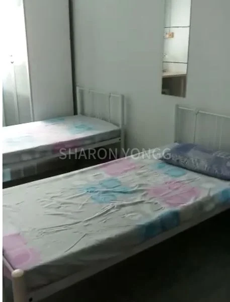 Common Room (HDB) for Rent in  867 Tampines Street 83 - Image 4