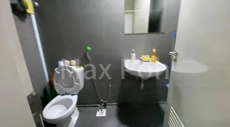 Light Industrial (B1) for Sale: CT Hub 2 - Image 4