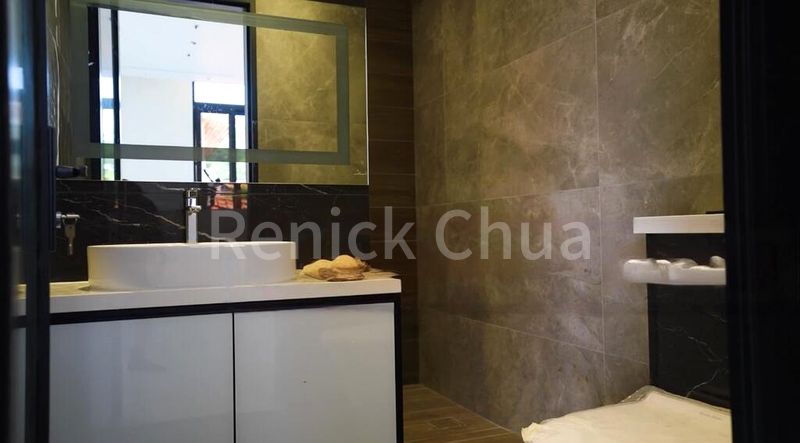 6 Bed Semi-Detached House (Landed) for Sale in  Golden Rise Estate - Image 8