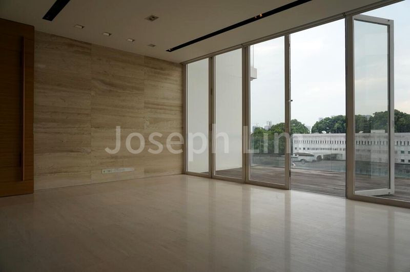 3 Bed Condo for Rent in  8 Napier - Image 2