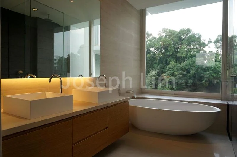 3 Bed Condo for Rent in  8 Napier - Image 7