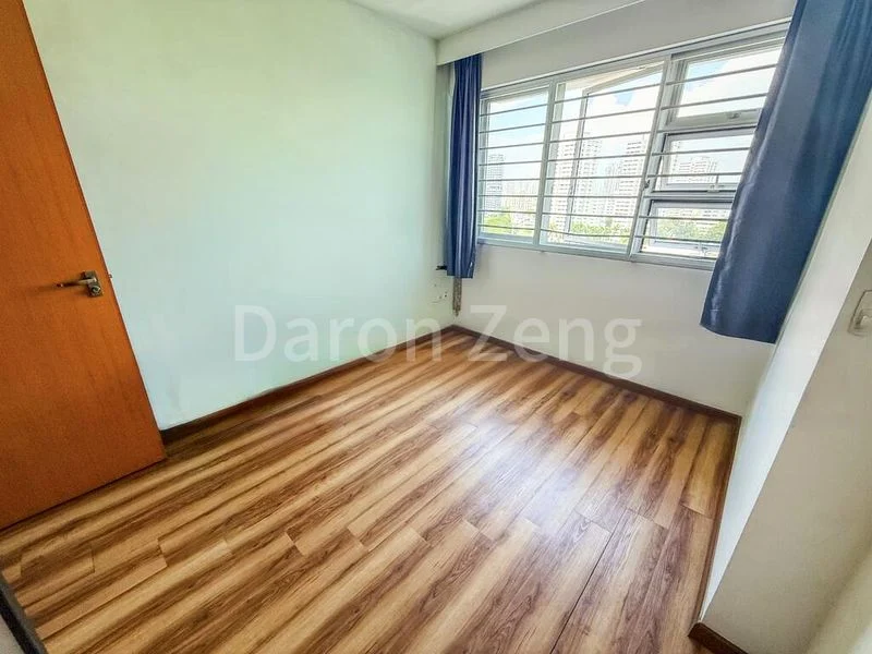 Common Room (HDB) for Rent in  116B Jalan Tenteram - Image 1