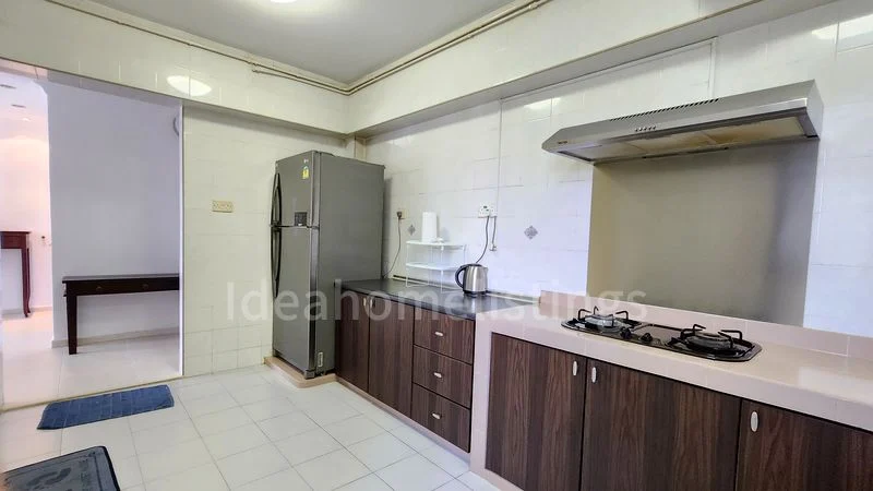 4 Room (4NG) HDB for Rent in  686B Choa Chu Kang Crescent - Image 2