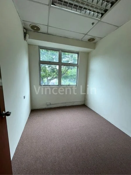 Light Industrial (B1) for Rent in  Entrepreneur Business Centre - Image 5