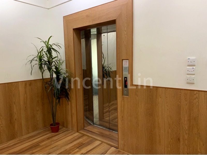 Light Industrial (B1) for Rent in  Entrepreneur Business Centre - Image 6