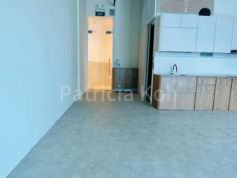 Office for Sale: ARC 380, a Prime Retail Shop on Main Street - Image 7