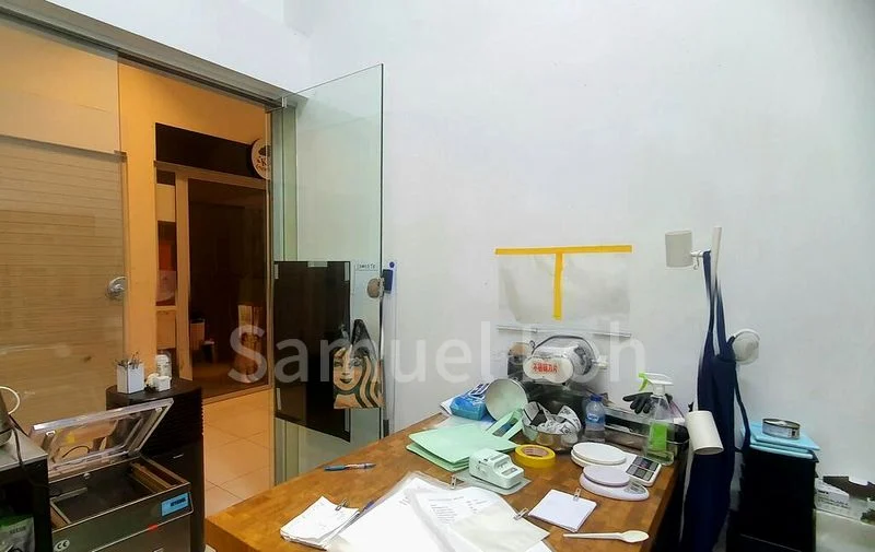 Mall Shop for Rent: Centropod - Image 1