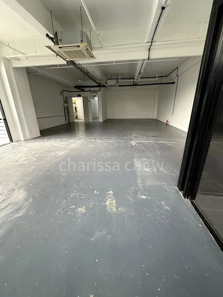 Light Industrial (B1) for Rent: Singapore Handicraft Building - Image 4