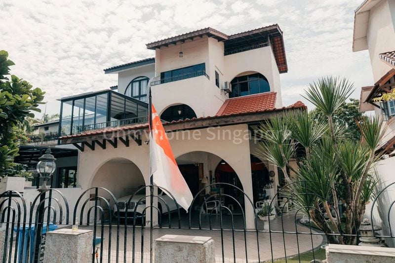 6 Bed Semi-Detached House (Landed) for Sale in  Jalan Chempaka Kuning - Image 2