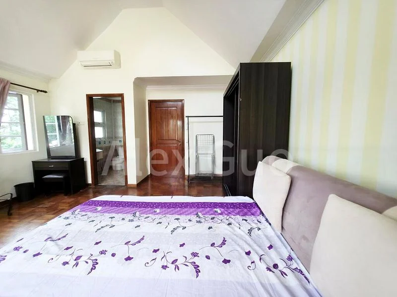 Room (Landed) for Rent in  Jalan Lapang - Image 4