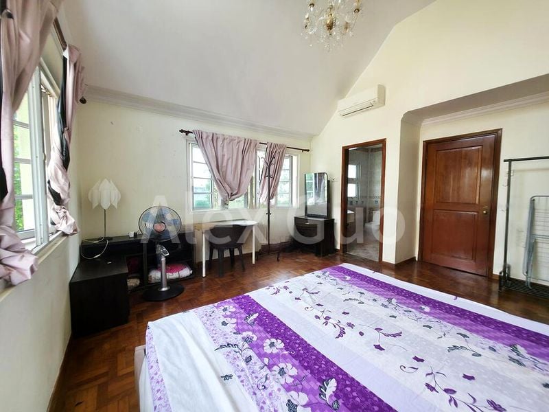 Room (Landed) for Rent in  Jalan Lapang - Image 5