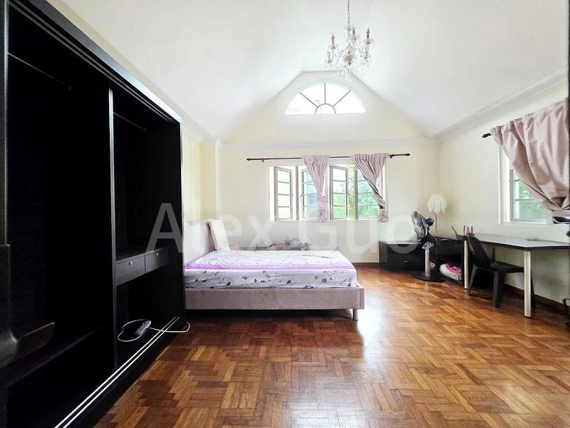 Room (Landed) for Rent in  Jalan Lapang - Image 1