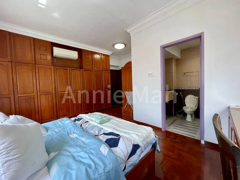 Master Room (Condo) for Rent in  Kembangan Court - Image 4