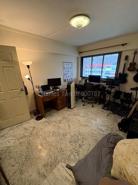 4 Room (4NG) HDB for Rent in  749 Yishun Street 72 - Image 5