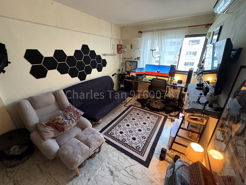 4 Room (4NG) HDB for Rent in  749 Yishun Street 72 - Image 1