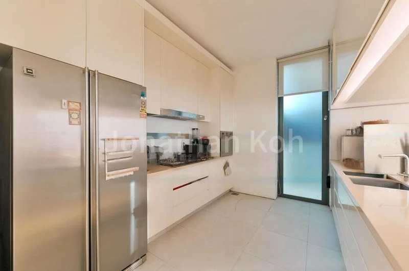 6 Bed Cluster House (Landed) for Sale in Toh Estate - Image 2