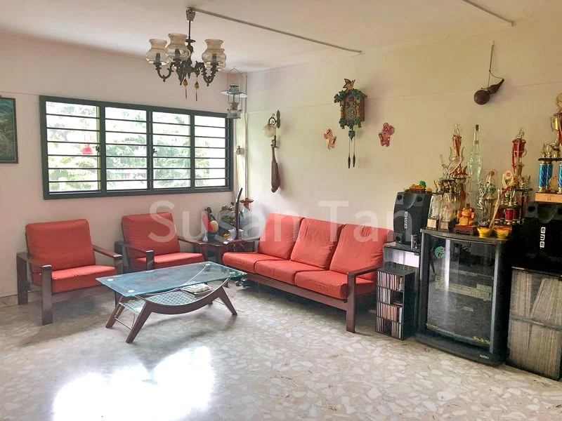 Common Room (HDB) for Rent in  209 Ang Mo Kio Avenue 3 - Image 1