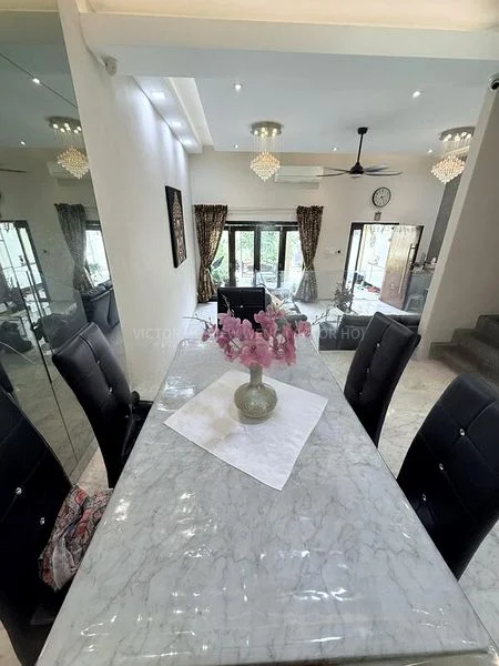 4 Bed Terraced House (Landed) for Sale in  Tai Keng Gardens - Image 2