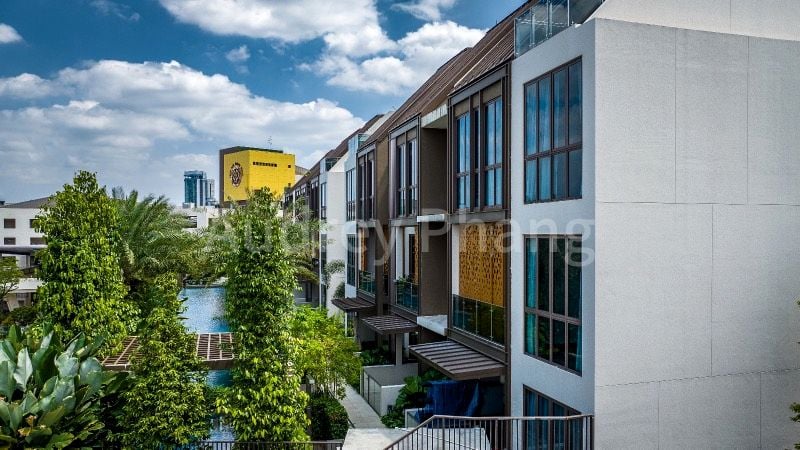 4 Bed Condo for Sale in  Parksuites - Image 3