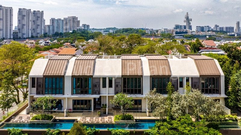 4 Bed Condo for Sale in  Parksuites - Image 5