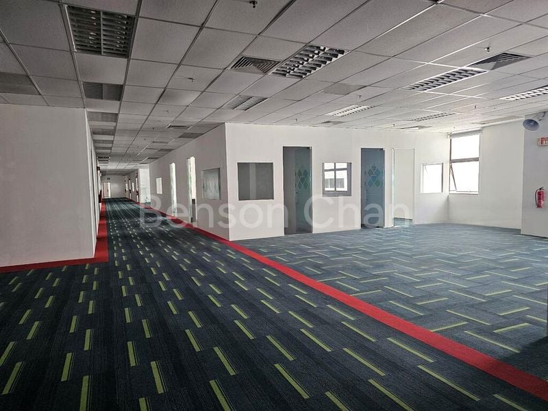 Light Industrial (B1) for Rent: Serangoon North, Fully Fitted B1 Shop - Image 8