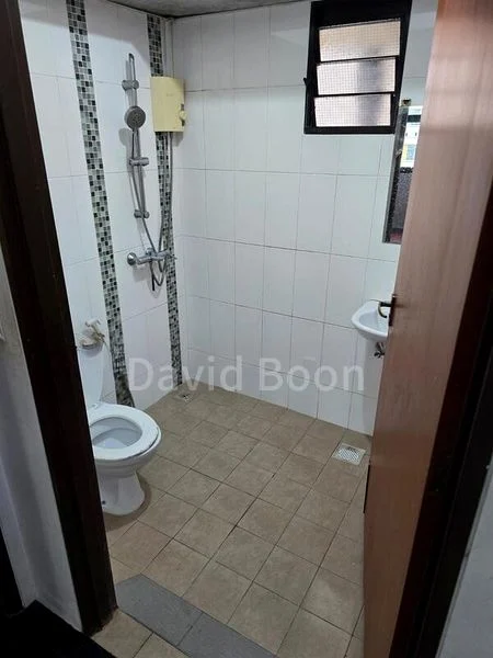 4 Room (4NG) HDB for Rent in  592C Montreal Link - Image 1