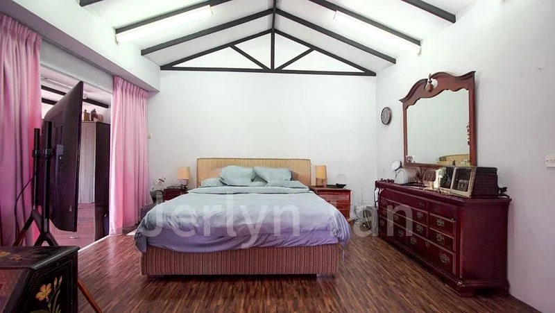 5 Bed Semi-Detached House (Landed) for Sale in Canary Park - Image 2