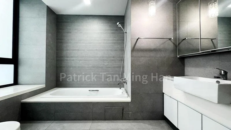 2 Bed Condo for Rent in  The Suites At Central - Image 3