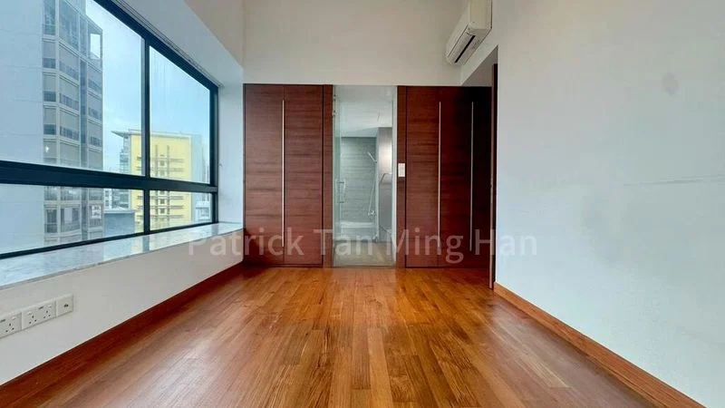 2 Bed Condo for Rent in  The Suites At Central - Image 5