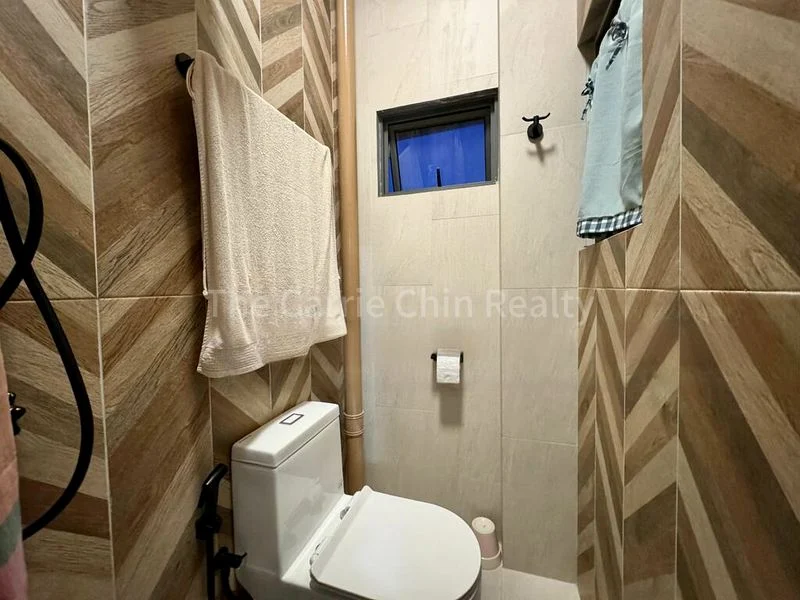 4 Bed Apartment (Condo) for Sale in  Orchard Court - Image 5