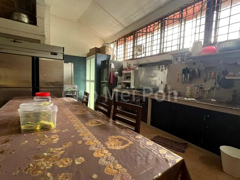 Common Room (Landed) for Rent in  Fuyong Estate - Image 2